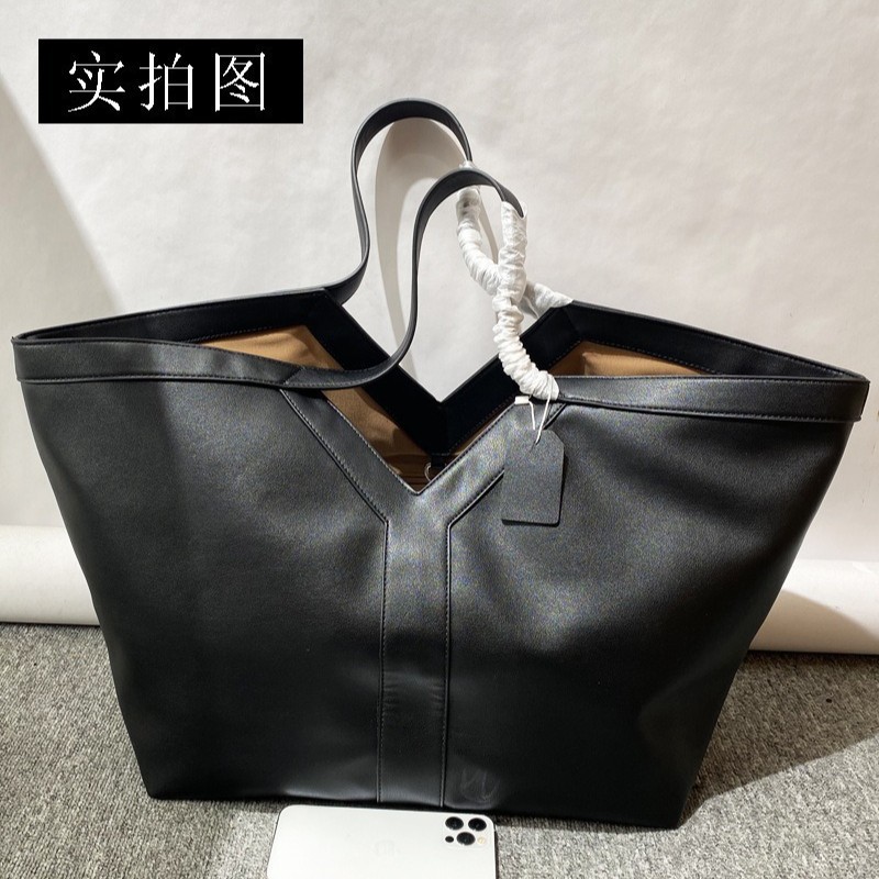 Leather Work Handbag - Borsa tote versatile di nicchia 2026