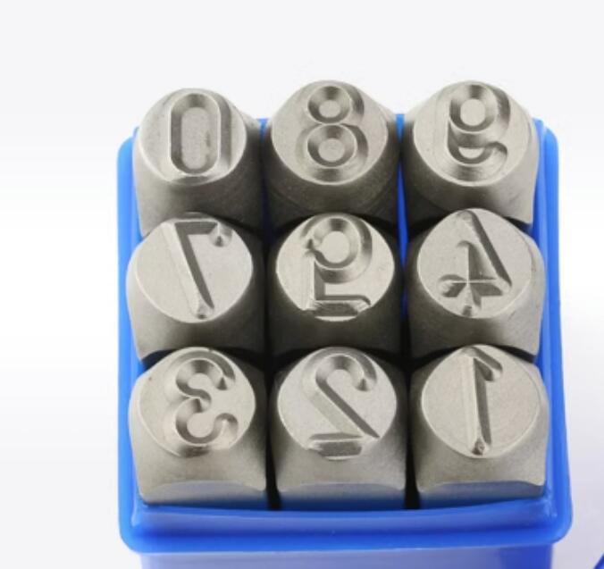 Kit per stampaggio in metallo  - Leatherwork Embossing recensione e prezzo