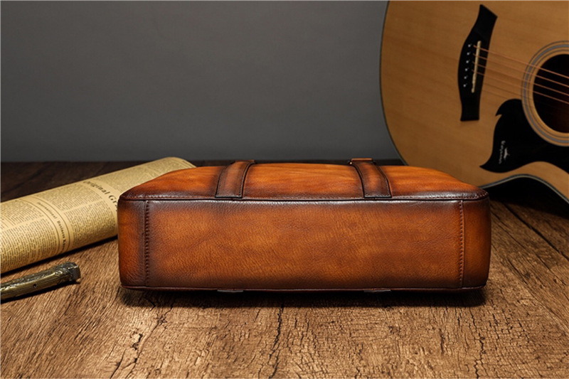 Borsa da lavoro in pelle di al - Leather Work Handbag recensione e prezzo