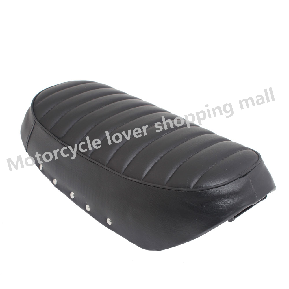 Nuovo Sedile Retro Moto Per HO - Leather Workbench recensione e prezzo