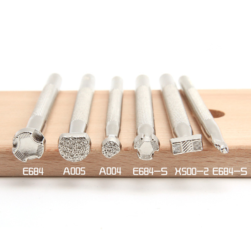 Sella da lavoro in pelle Strum - Leatherwork Embossing recensione e prezzo