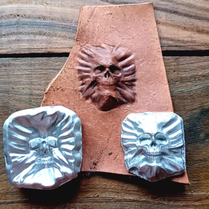 Stampo per incisione a caldo 3 - Leatherwork Embossing recensione e prezzo